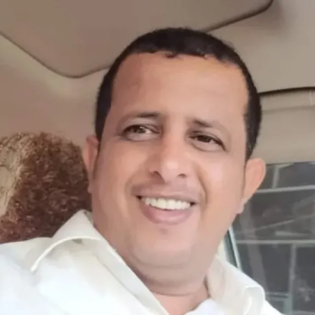 اللجنة اليمنية للسلام تدين اعتقال الصحفي فتحي بن الأزرق وتطالب بالإفراج الفوري عنه